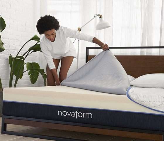 Amazon Com Novaform 3 Seasonal Memory Foam Mattress Topper Twin Furniture Decor