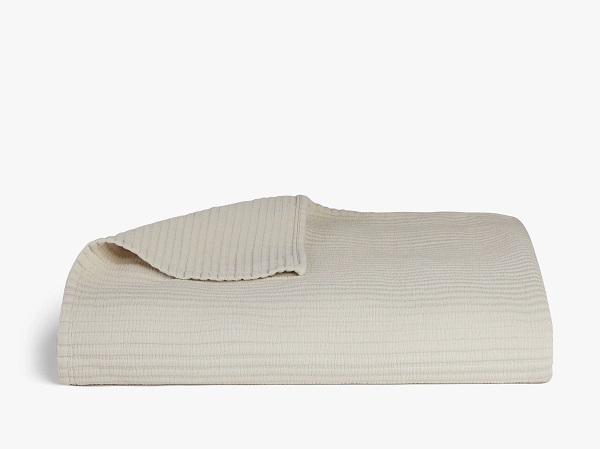 Best Coverlet – Parachute Matelasse Coverlet
